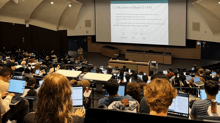 Snap, Ask, Learn: Visual Question Answering with AI Notebook App
